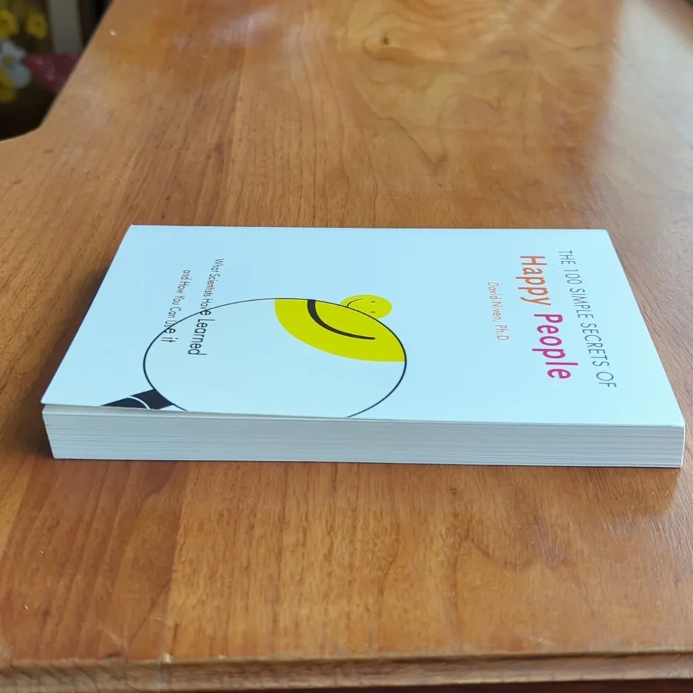The 100 Simple Secrets of Happy People